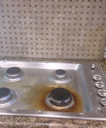Dirty Stove Deep Cleaning